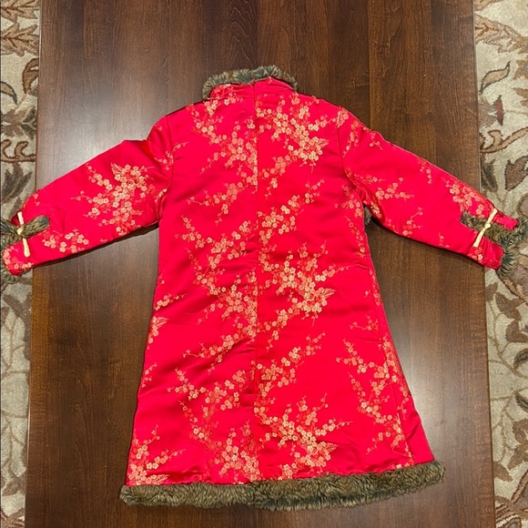 Chinese Traditional Dress Child's Quilted Cheongsam Fur Edged Red Gold Toggles - Picture 3 of 11